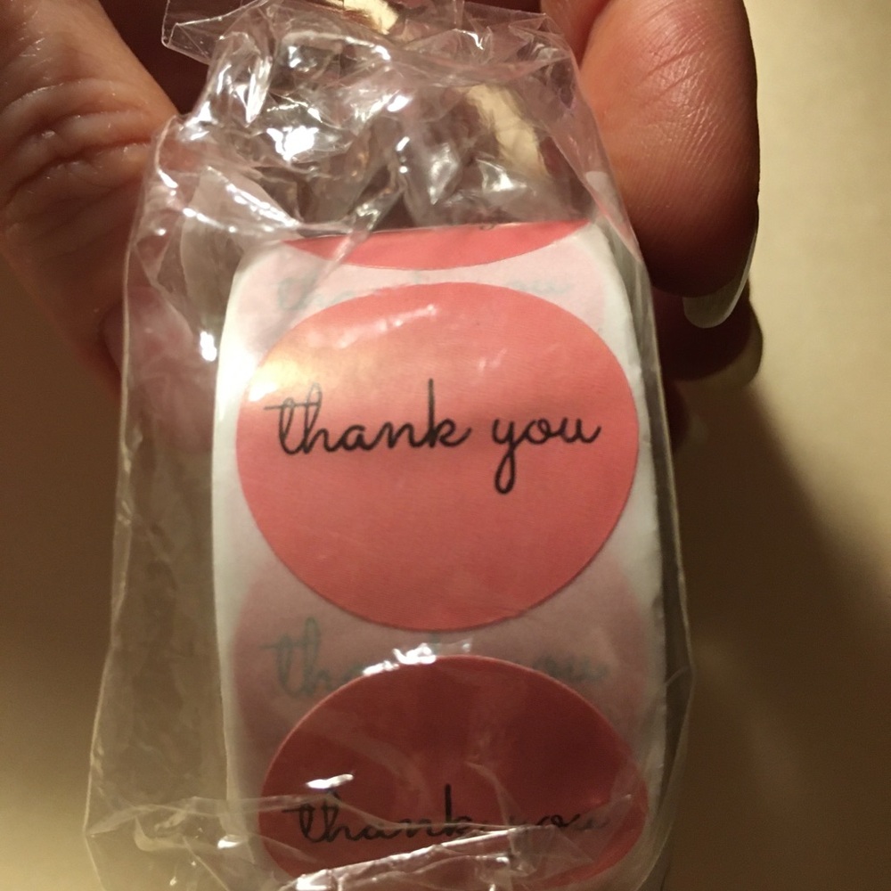 #43 New Roll Of 100 Thank You Stickers For Packages All Pink